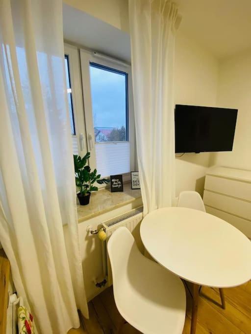 Appartamento Bezagenta Mozart8 Studio Easy Access To City Wifi Varsavia Esterno foto
